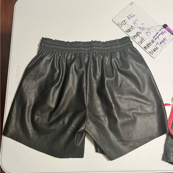Black Faux Leather Shorts | 2XL - Picture 2 of 3